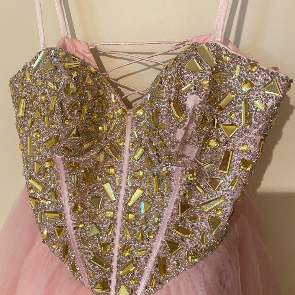 Pink corset prom dress - Picture 3 of 5